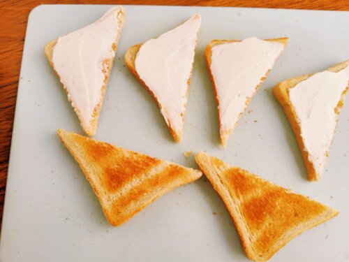 Тости з ананасом