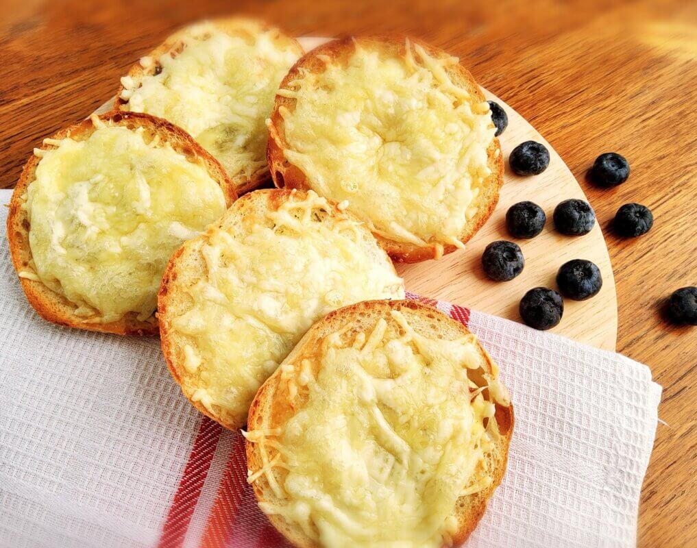 Гарячі бутерброди з сиром