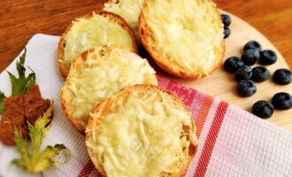 Гарячі бутерброди з сиром