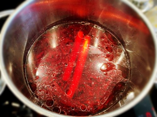 буряк і морква у борщі