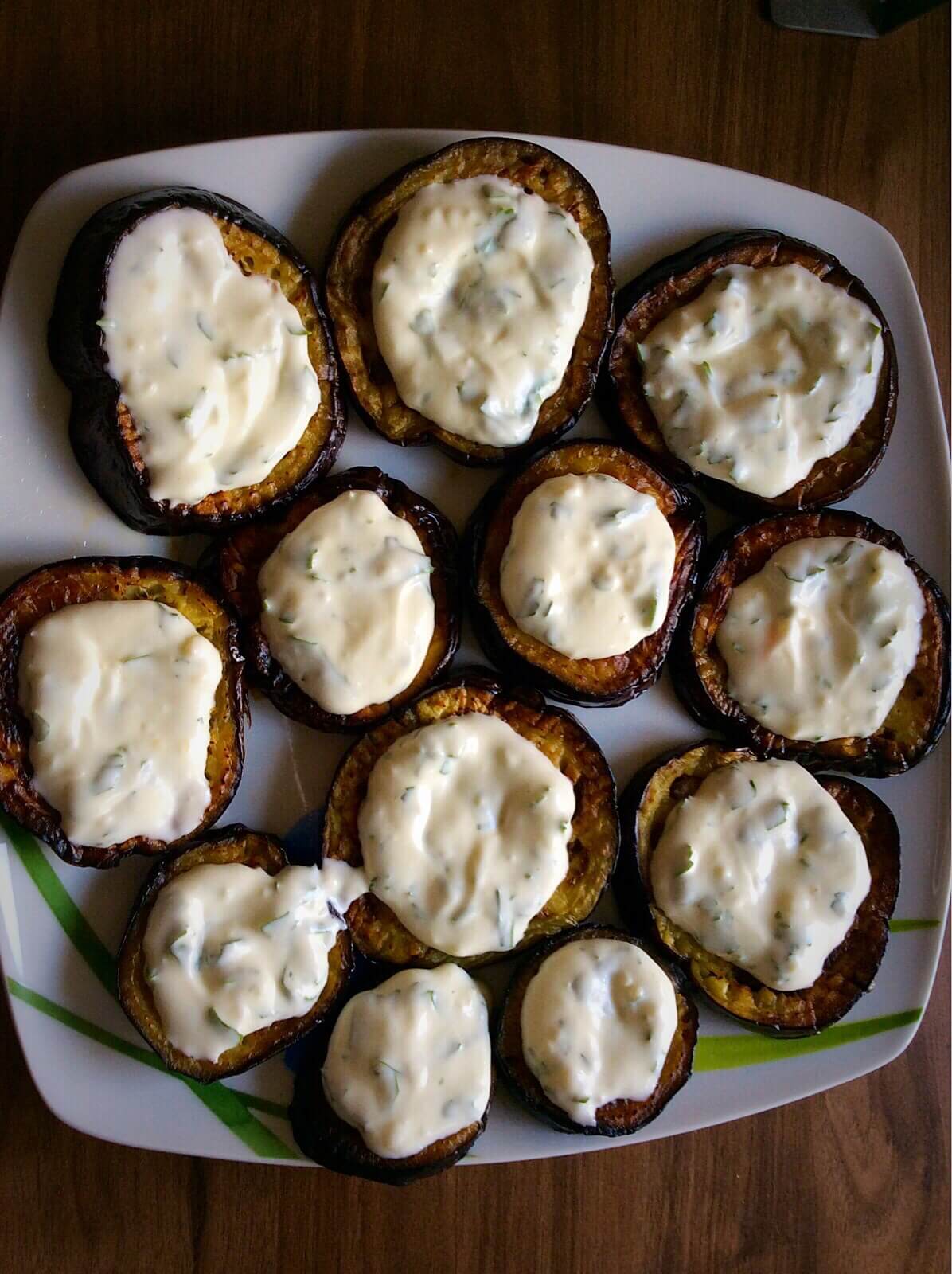 смажені баклажани з часником